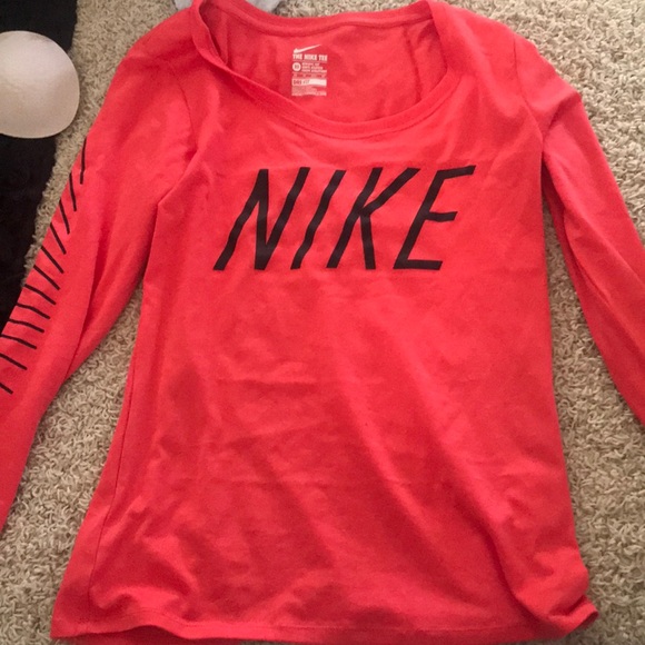 Nike pink long sleeve shirt - Picture 1 of 2